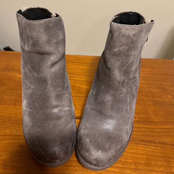 Sorel Joan of Arctic Wedge Il Zip Booties - Like New - Picture 8 of 9